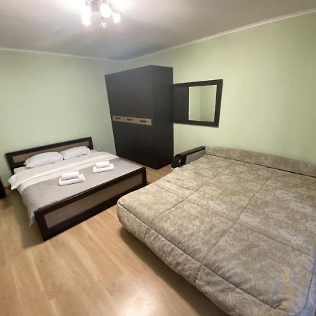 Cityapartments Kyiv Post Square Екстер'єр фото
